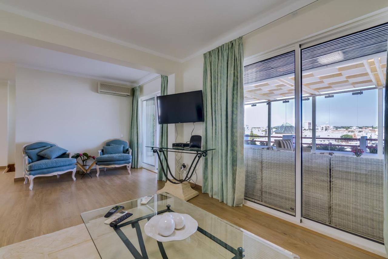 וילהמורה Vila Marina - Luxurious Apartment - Sea View מראה חיצוני תמונה